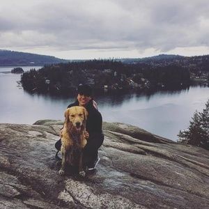 Meet your Posher, Thalía